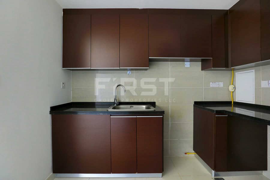 8 Internal Photo of Studio Apartment in Al Maha Tower Marina Square Al Reem Island Abu Dhabi UAE (2). jpg