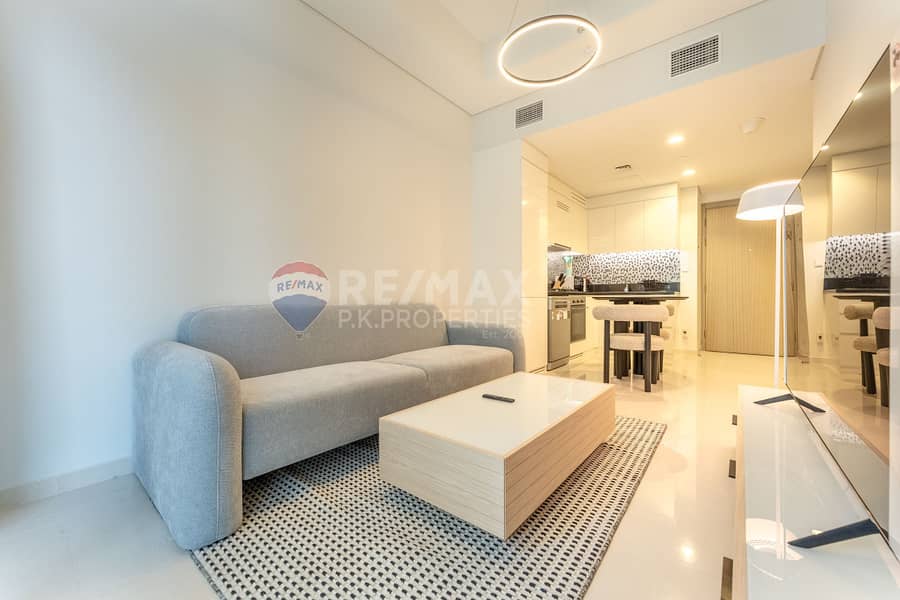Rented | Pool View | Fully Furnished Rented | Pool View | Fully Furnished