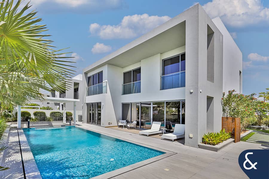 Extended | 5 Bedrooms | Upgraded | Vacant Extended | 5 Bedrooms | Upgraded | Vacant