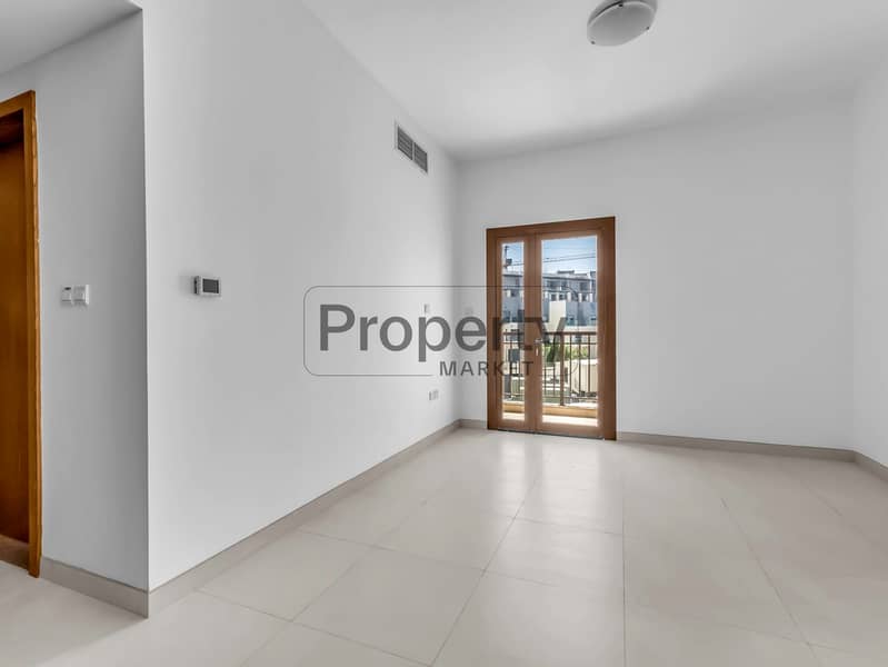 13 7ST05715. jpg