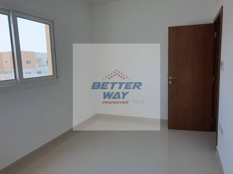 18 room. jpg