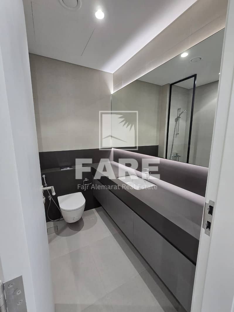 3 7dda20c8-8bc6-4692-87de-77bf513ad19c. jpg