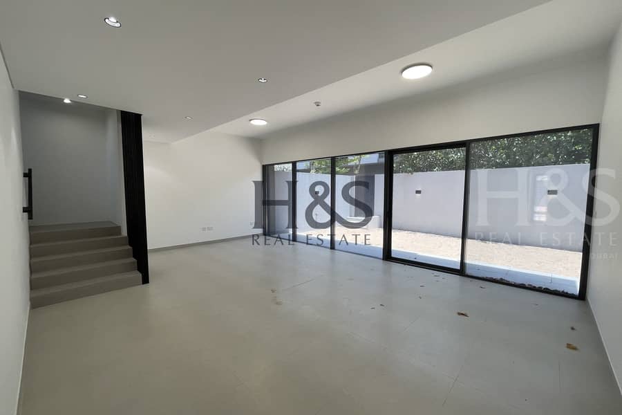 位于蒂拉尔城,马沙尔社区,洋槐花区 3 卧室的别墅 2500000 AED - 11727598 位于蒂拉尔城,马沙尔社区,洋槐花区 3 卧室的别墅 2500000 AED - 11727598