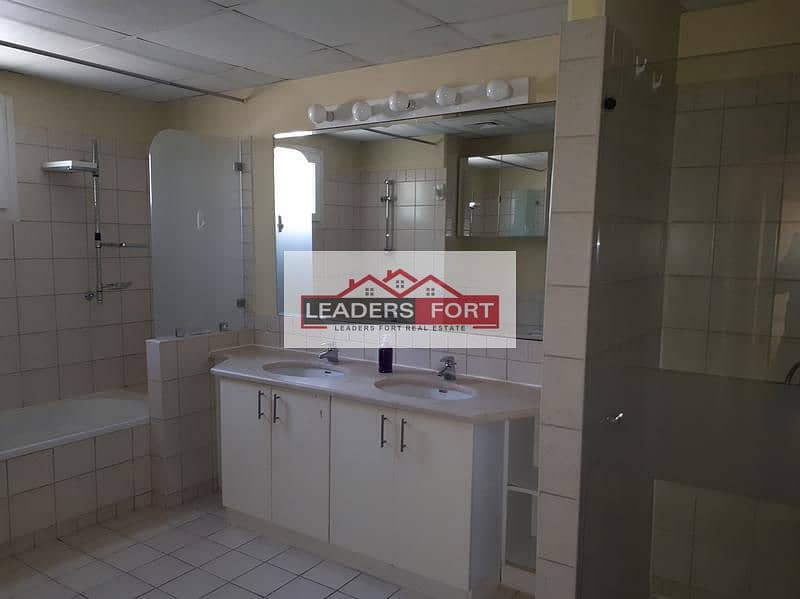 21 Carlton RE 8. jpeg