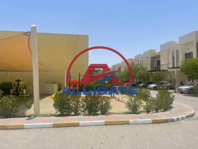 تاون هاوس 2 غرفة نوم للايجار في مدينة دبي الصناعية، دبي - 26dd3e38-d1d8-4625-afd2-eaa66a7444e2. jpeg