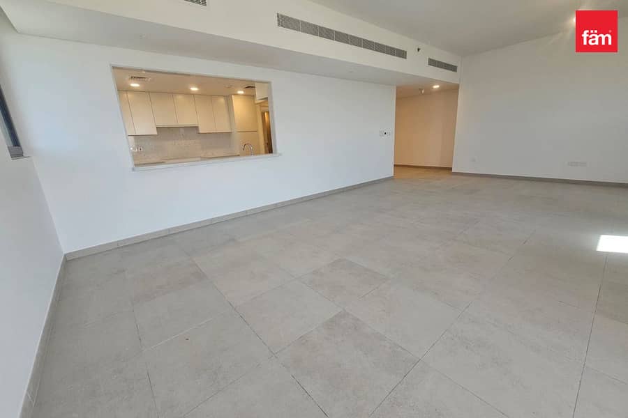 Burj Al Arab View | Spacious | 3BR+Maid | Vacant Burj Al Arab View | Spacious | 3BR+Maid | Vacant