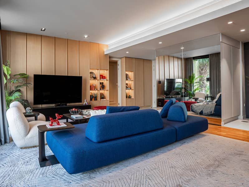 4 living room. jpg