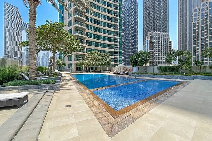 19 Swimming pool. jpg