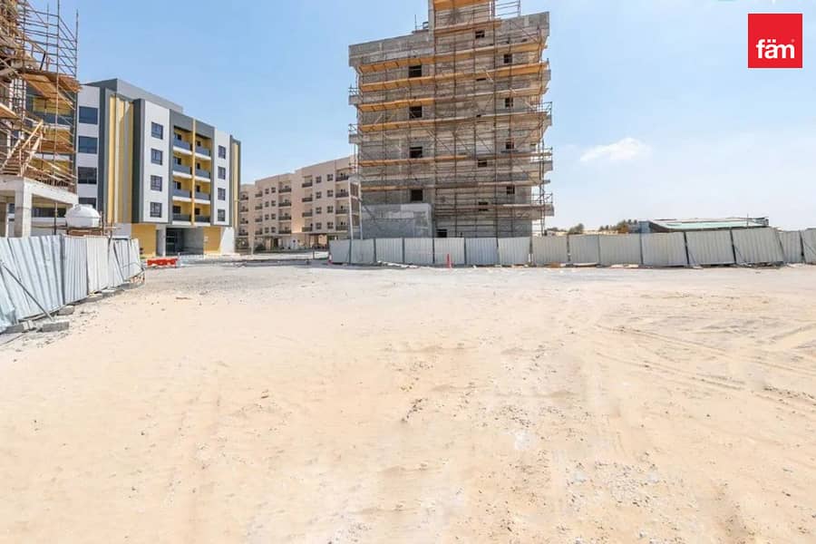 位于荔湾住宅区,纵横焦点公寓大楼 的住宅地块 5478581 AED - 11730345 位于荔湾住宅区,纵横焦点公寓大楼 的住宅地块 5478581 AED - 11730345