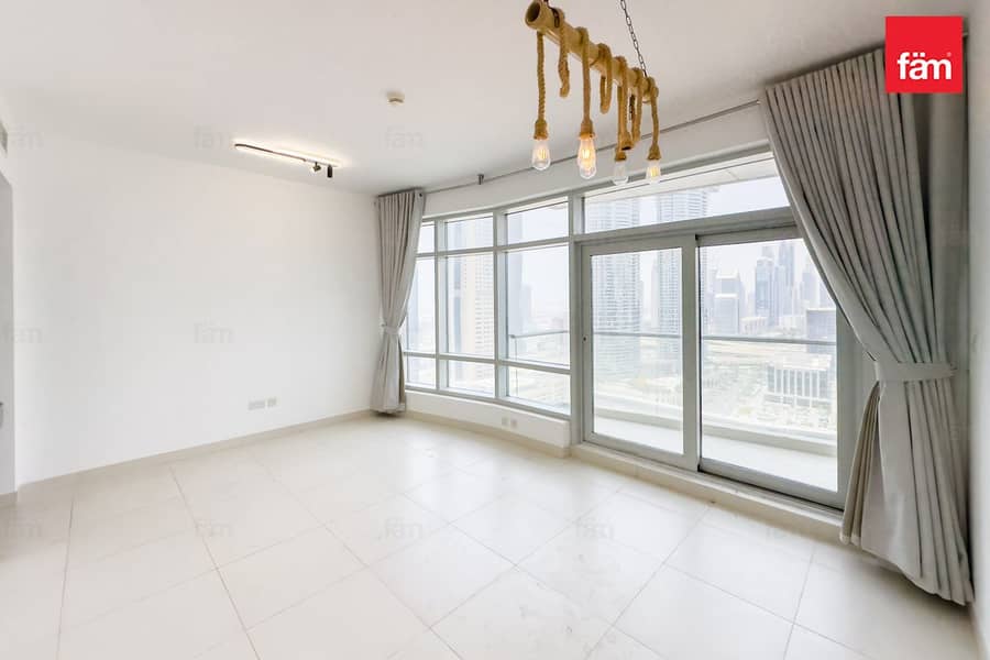 Квартира в Дубай Даунтаун,Лофтс,Лофты Восток, 1 спальня, 130000 AED - 11730352 Квартира в Дубай Даунтаун,Лофтс,Лофты Восток, 1 спальня, 130000 AED - 11730352