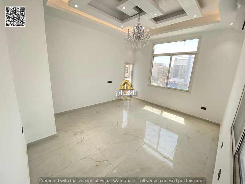2 WhatsApp Image 2025-05-23 at 12.26. 20 AM (1). jpg