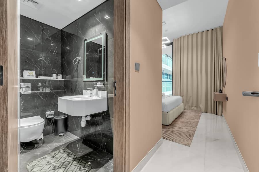 13 7ST05040. jpg