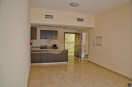 1 Bedroom Flat for Sale in Remraam, Dubai - fbd34c10-5079-4c45-8aad-06862c8255ff. jpg