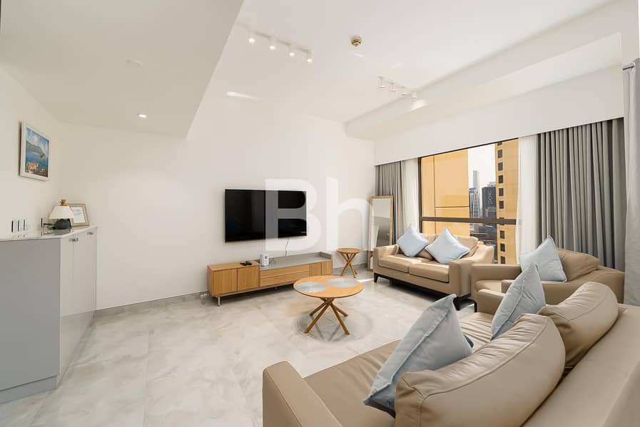 Upgraded | Unique Design | Furnished Upgraded | Unique Design | Furnished
