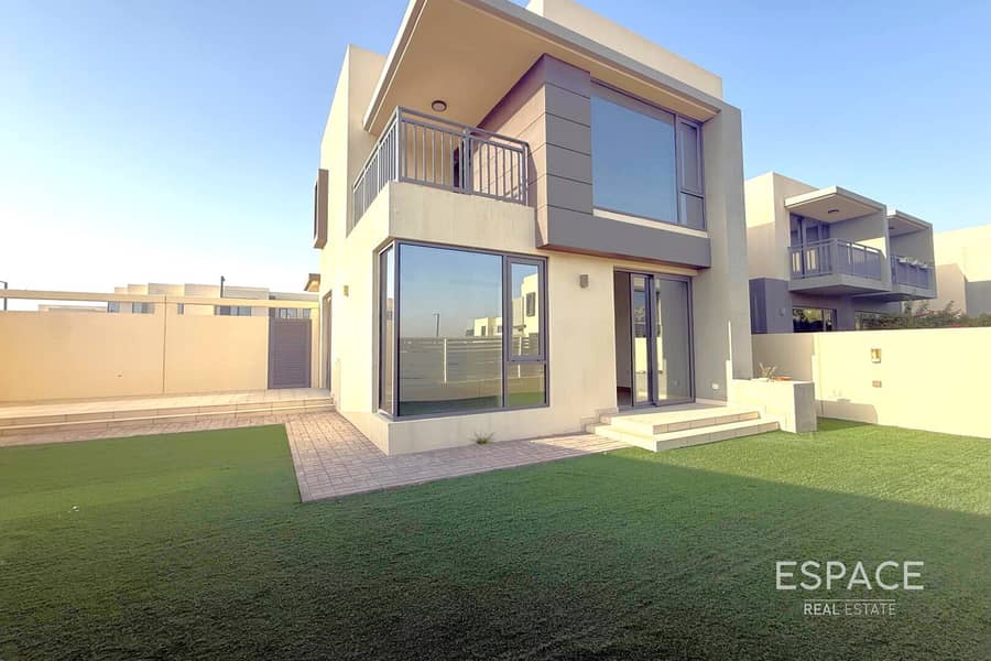 位于迪拜山庄,枫叶社区,枫叶2号公寓 4 卧室的别墅 300000 AED - 11726136 位于迪拜山庄,枫叶社区,枫叶2号公寓 4 卧室的别墅 300000 AED - 11726136