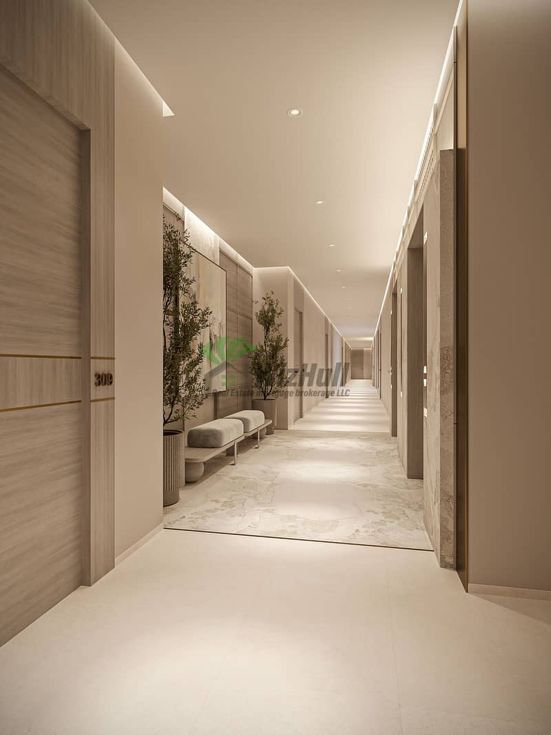 8 Corridor. jpg