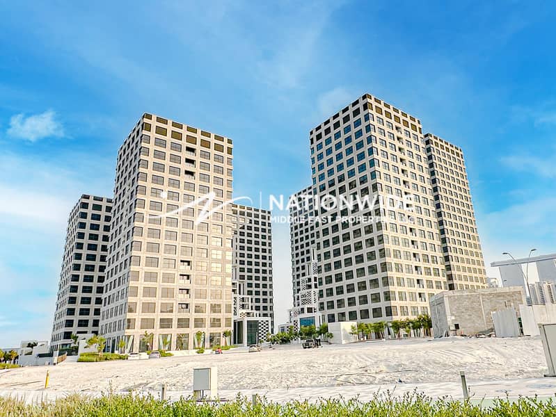 2BR+M | Balconies Throughout | Panoramic Views 2BR+M | Balconies Throughout | Panoramic Views