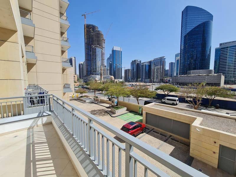 Spacious 1 Bed + Study in Claren Tower 1 | Downtown | 817 SQFT Spacious 1 Bed + Study in Claren Tower 1 | Downtown | 817 SQFT