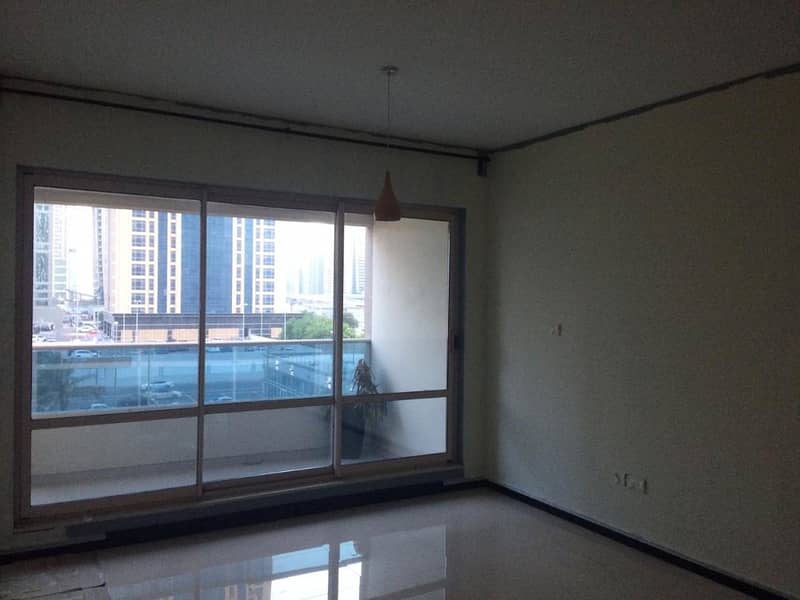 Spasious community view 1BR at JLT