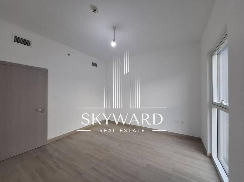 10 Screenshot_4-4-2025_115954_expert. propertyfinder. ae. jpeg