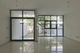 R2M14 | Middle 3BR + Maids | Newly Renovated
