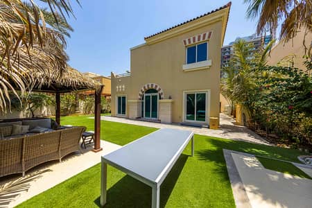 5 Bedroom Villa for Sale in Dubai Sports City, Dubai - Extended 5 Bed | Park Backing | Upgraded