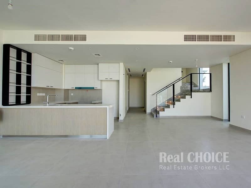 3 Club Villas, V30 (9). jpg