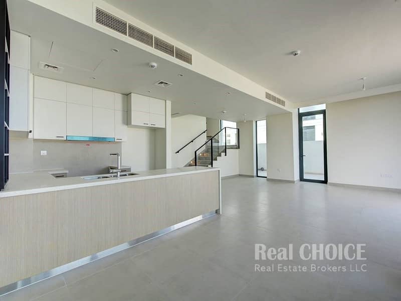 5 Club Villas, V30 (13). jpg