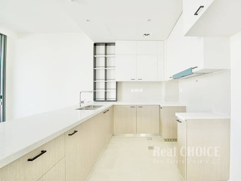 7 Club Villas, V30 (5). jpeg