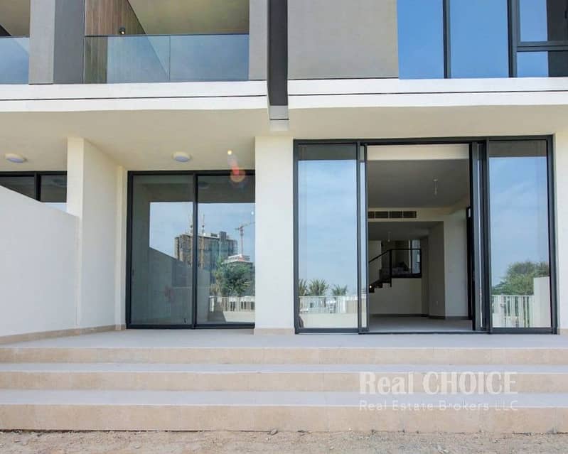 68 Club Villas, V30 (63). jpg