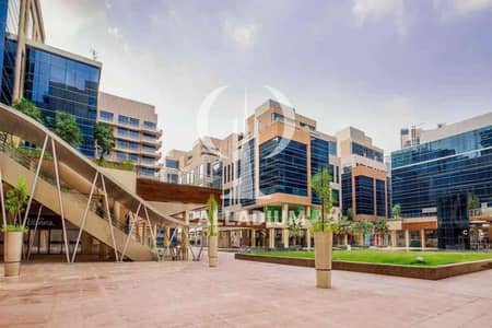 استوديو  للايجار في الخليج التجاري، دبي - ffd57175-d190-406d-b840-eddeb2895933. jpg