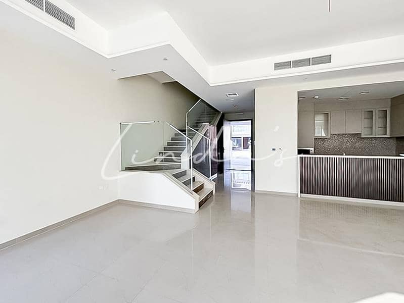 位于阿尔弗雷德街区,阿尔弗雷德西区 3 卧室的别墅 3650000 AED - 11738601 位于阿尔弗雷德街区,阿尔弗雷德西区 3 卧室的别墅 3650000 AED - 11738601