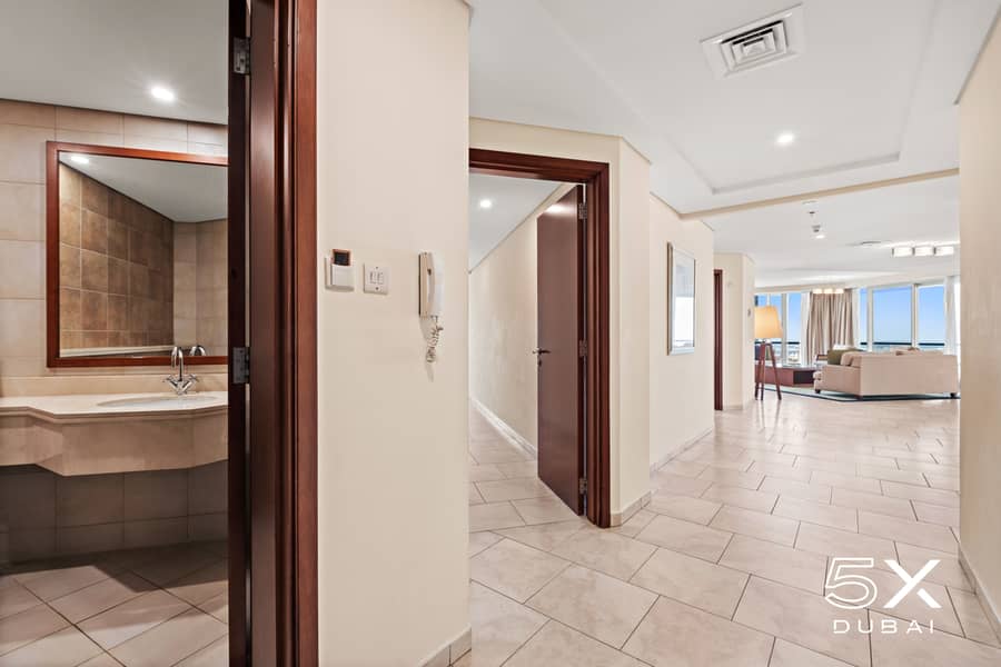 2 4 bedroom - Entrance (1). jpg