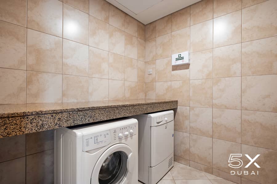 6 4 bedroom - Washing Machine. jpg
