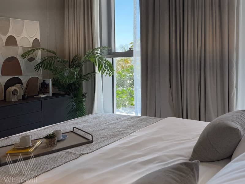 20 Master bedroom. jpg