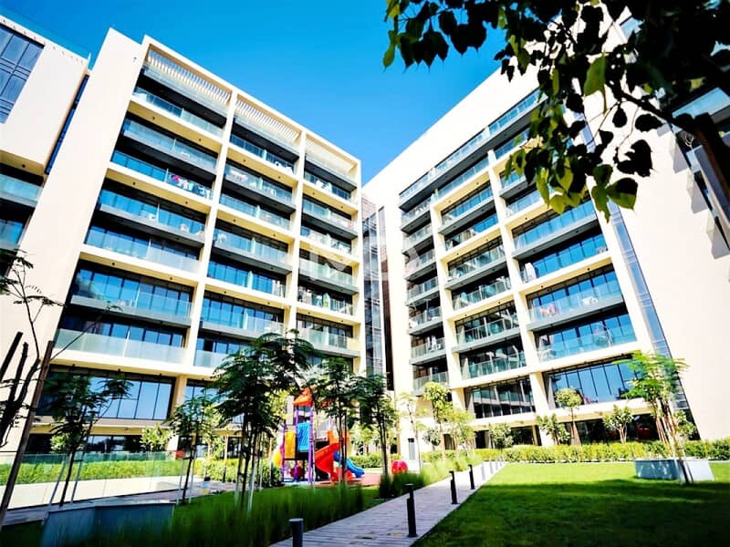 Prime Location | High Returns | With Rent Refund Prime Location | High Returns | With Rent Refund