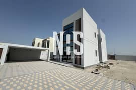 Single-row villa /Luxurious Villa / Wide space