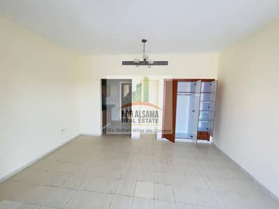 Studio for Rent in International City, Dubai - ade28ec6-92d7-4f42-874a-5cbcd9d82b75. jpg
