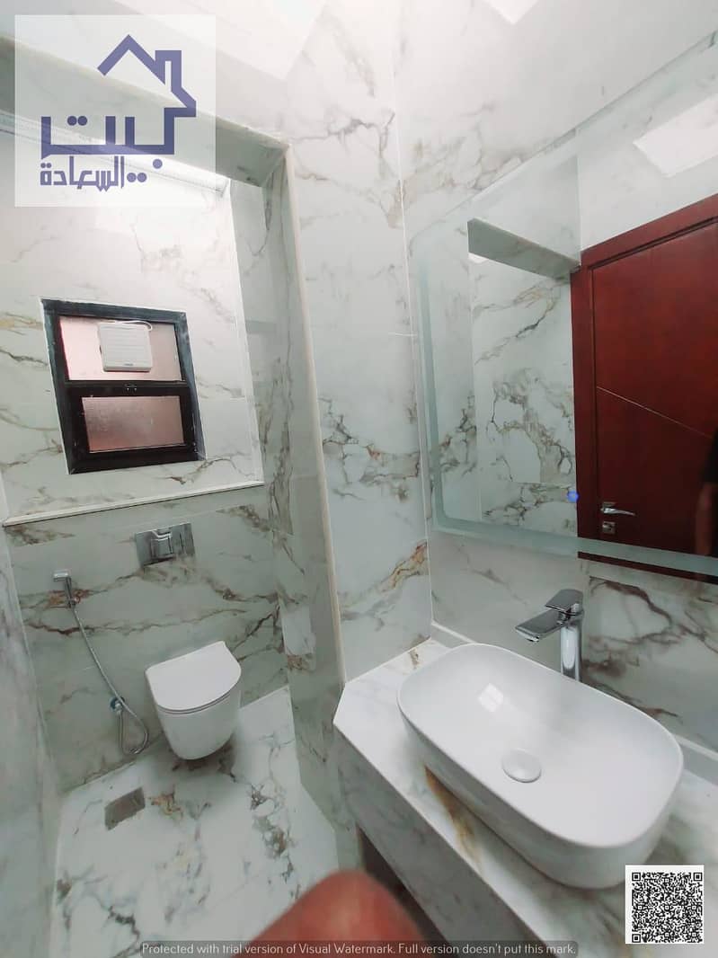 24 ce4c94de-208f-4e28-805e-821550a92b00. jpg