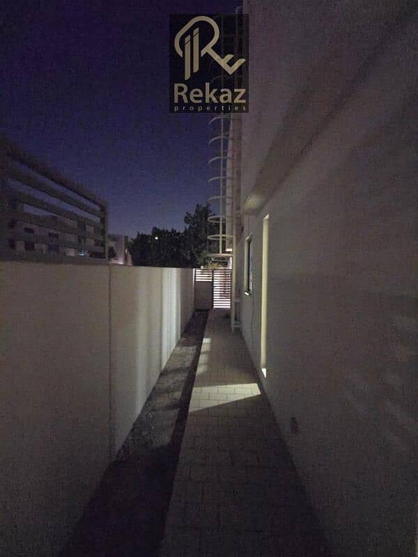 10 WhatsApp Image 2025-05-23 at 01.06. 00_dfcda5ea. jpg