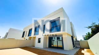 Upcoming l 4BR | Corner Unit | Maids+Study+Laundry