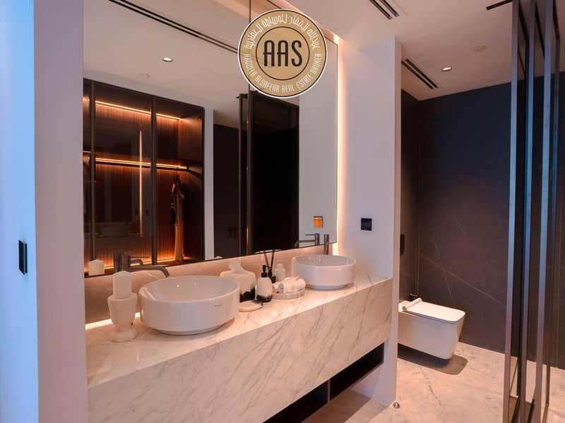 15 Bond Enclave Show-Apartment_22. JPG