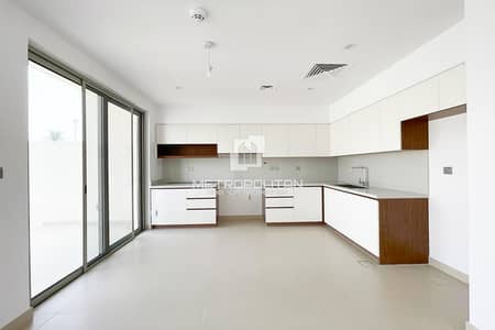 3 Bedroom Villa for Sale in Arabian Ranches 2, Dubai - 3Bed + Maids Room | Negotiable | Family Home