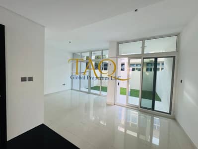 3 Bedroom Townhouse for Rent in DAMAC Hills 2 (Akoya by DAMAC), Dubai - 3f86d3c6-ea9f-49cd-8e77-26fcfbcec01b. JPG