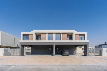 4 Bedroom Villa for Rent in Dubai South, Dubai - Move In Soon | Guest Room Downstairs | Single Row