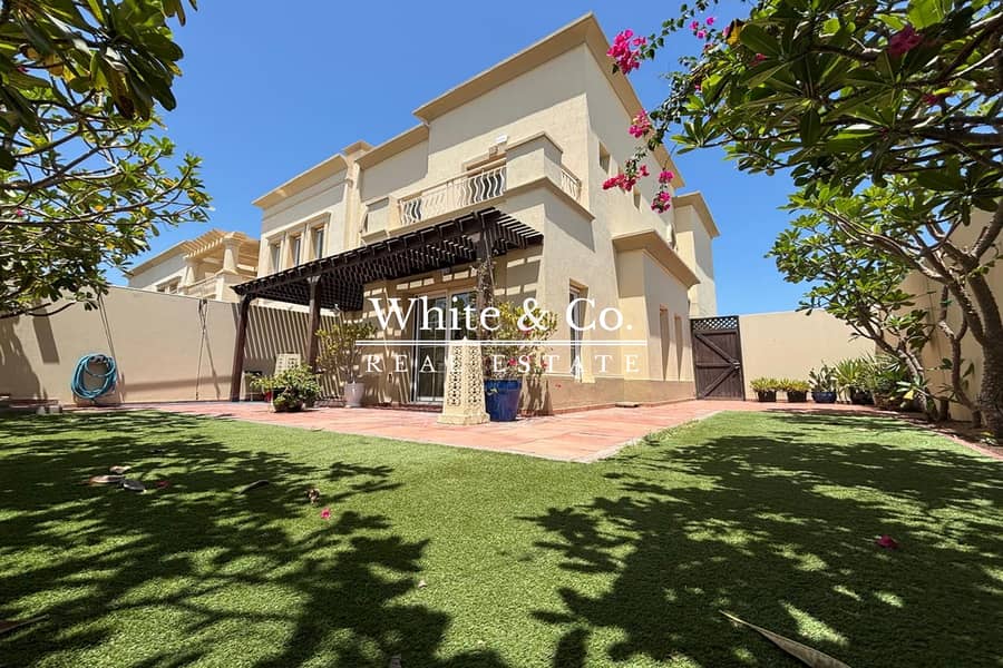 Upgraded Unit | Vacant Now| Large Garden Upgraded Unit | Vacant Now| Large Garden