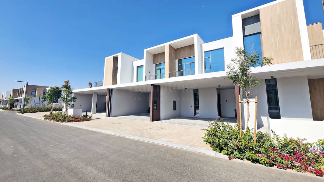 Internal Location | Vacant | Landscaped Internal Location | Vacant | Landscaped
