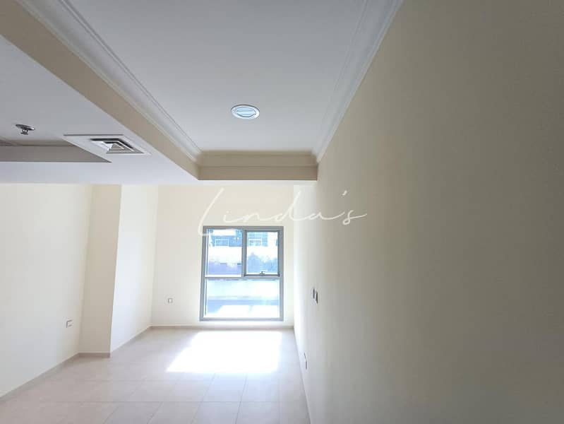 Spacious | Chiller Free | Prime Location Spacious | Chiller Free | Prime Location