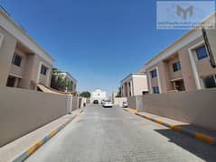 فیلا في مركز محمد بن زايد،مدينة محمد بن زايد 5 غرف 150000 درهم - 11750647