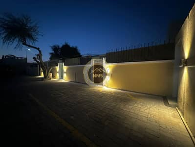 Studio for Rent in Al Mushrif, Abu Dhabi - fe5de231-8b83-42b4-bc97-1d2d4886fac2. jpg